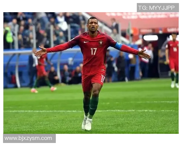 2015年宣布退役的世界足坛巨星与他们辉煌职业生涯回顾