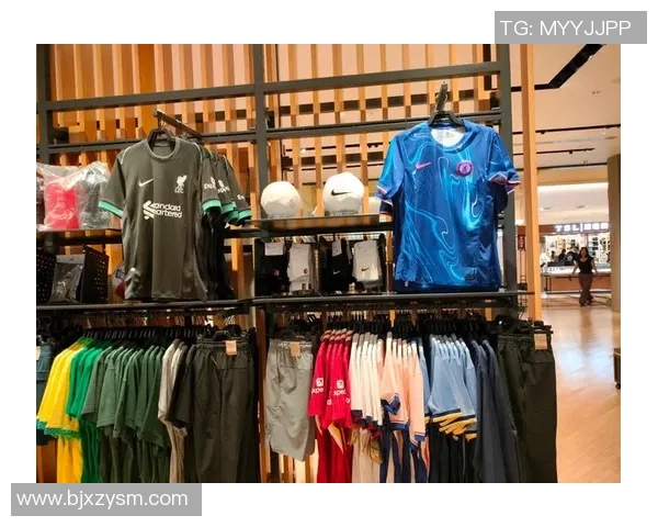 足球球星亲签限量版球衣实体店开业 全新体验等你来探索